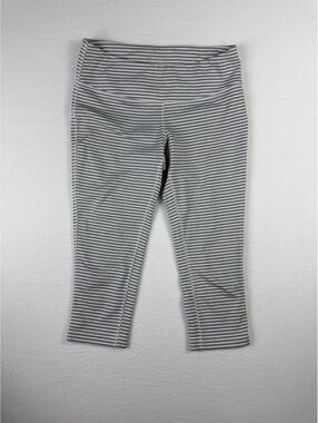 MPG Women's Striped Capri Leggings Size Small